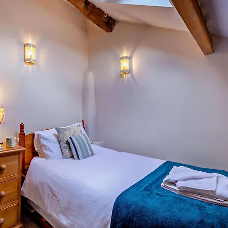2 Bed In Skipton Oc-94337 Hebden